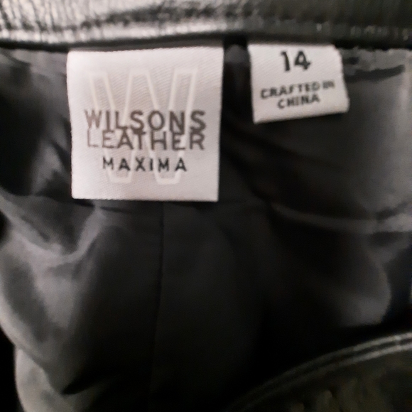 3 Piece Leather Outfit - Picture 8 of 15